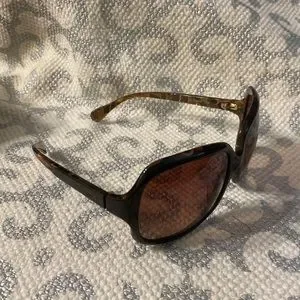 Diane Von Furstenberg DVF519S Oversized Golden Brown Gradient Sun Glasses. Diane von Furstenberg Ladies Designer Glossy Red / Brown  main image 4